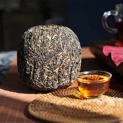 

500gpiece 2018 China Yunnan Natural Organic Dian Hong Black Tea Green Tea Warm Stomach
