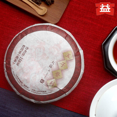 

Wu Zi Deng Ke Menghai Dayi Pu-erh Tea Cake 2018 150g Ripe