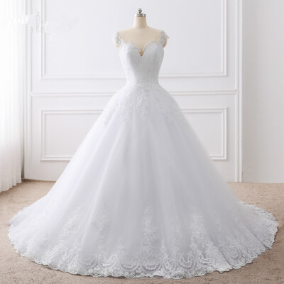 

2018 Ball Gown Wedding Dresses Lace Appliques Sexy Bridal Gowns Vestido De Novias Princess Luxury Cathedral Train