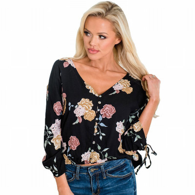 

V-neck single-breasted cropped sleeve vanilla print bohemian shirt top