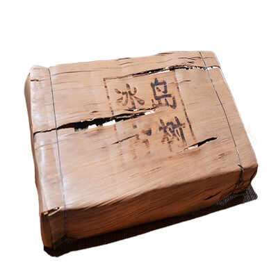 

Chinese 1000g Puer tea Old Icelandic tree Red tea Raw Puer tea