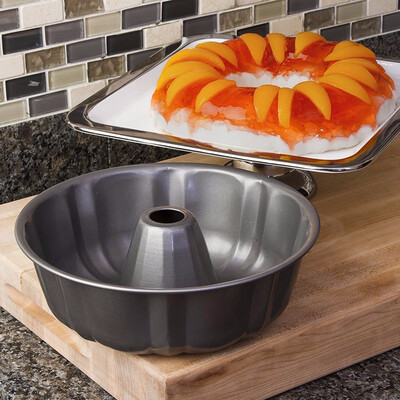 

Perfect Results Nonstick Fluted Tube Pan Standard