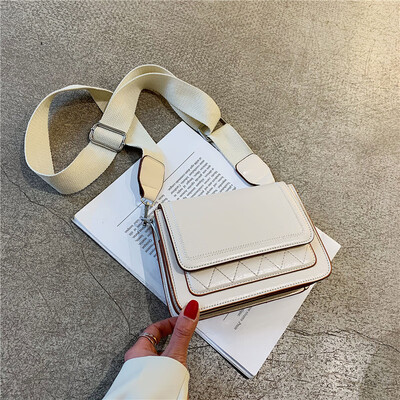 

Summer new color broadband bag female 2019 new Korean version of the wild single shoulder slung fashion simple small square bag