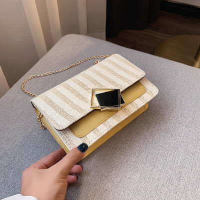 

2019 new Sen temperament chain Messenger bag fashion wild striped shoulder bag female simple contrast color woven bag