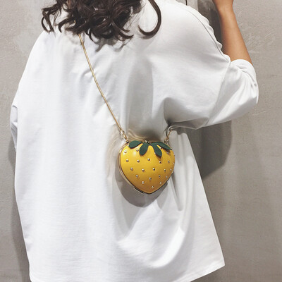 

Net red pouch handbag summer small fresh strawberry bag personality mini chain bag wild ins shoulder shoulder Messenger bag