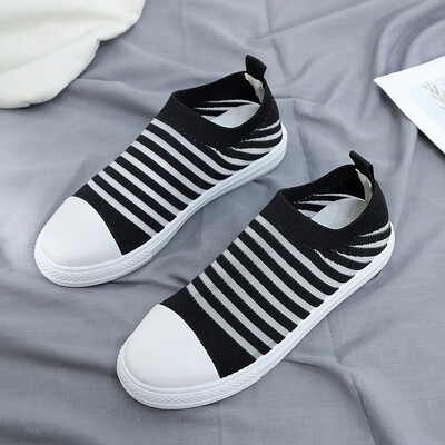 

White shoes women summer 2019 new Joker summer students basic breathable mesh white shoes a foot lazy shoes