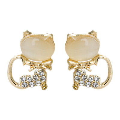 

Cute Cats Eye Flashing Cute Kitten Earrings Alloy Cat Earrings