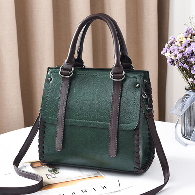 

Baobao Female Port Wind Autumn&Winter Slant Bag Korean version of fashionable hand-held chic retro one-shoulder bag with larg