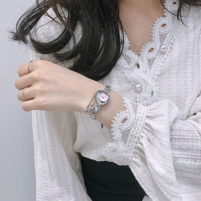

Korean version of INS watches for female students