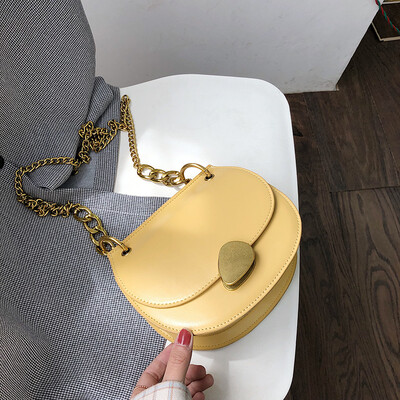 

Senior sense of the sense of quality small bag female 2019 new Korean version of the wild single shoulder slung fashion chain saddle bag