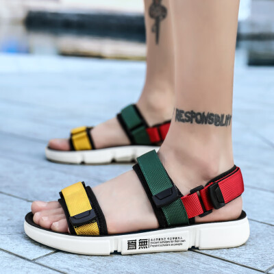 

2019 summer new sports sandals mens Korean version of the trend of beach shoes students open toe casual street shot sandals&slippers