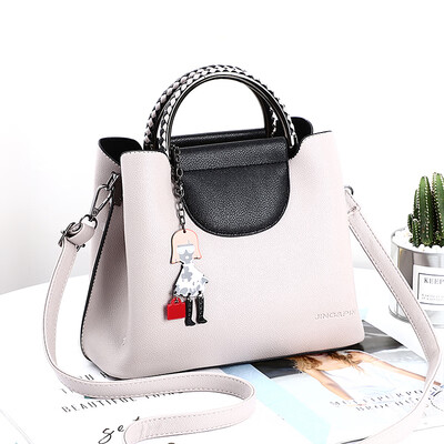 

In summer the new bag lady Korean version of single shoulder oblique handbag has the temperament of simple&large-capacity bag