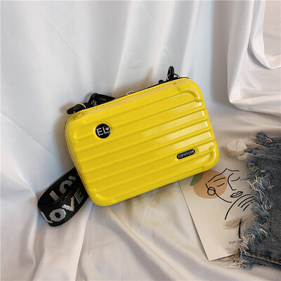 

Chic girl shoulder bag texture foreign women handbag 2019 new wave Korean fashion wide shoulder strap diagonal small square bag