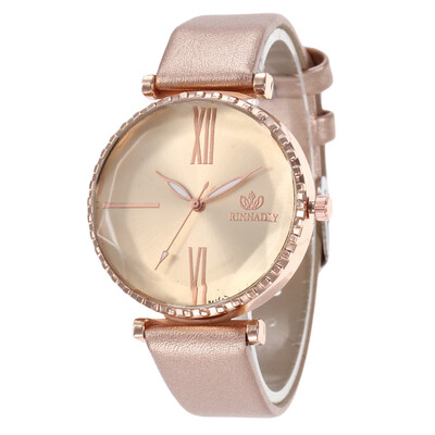 

Ladies scale leather strap watch Korean fashion student personality quartz watch