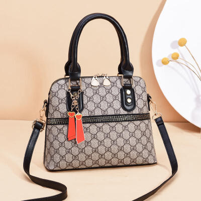 

Womens bag 2019 summer new bag female Europe&America big bag fresh fashion womens bag shoulder bag