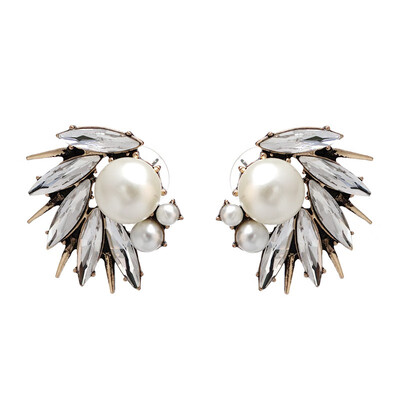 

JURAN Factory Price 2017 Vintage Croods Primitive Brincos Cute Simulated Pearl Stud Earrings Statement Fashion Jewelry 6 Colors
