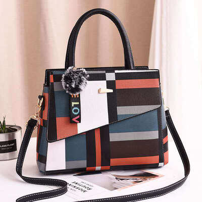 

2019 spring new European&American big bag shoulder bag simple handbag diagonal bag cool fashion handbag