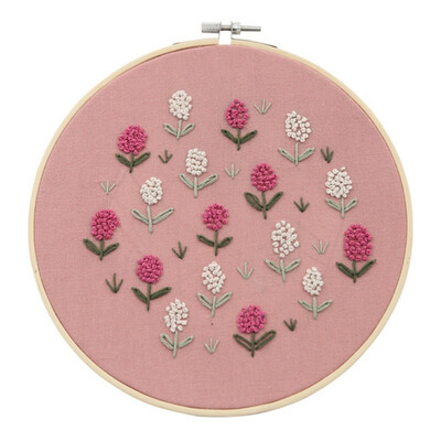 

Europe DIY Ribbon Flowers Embroidery Set with Frame for Beginner Needlework Kits Cross Stitch Series Arts Crafts Sewing Decor