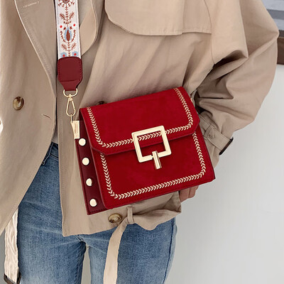 

Ins super fire small bag 2019 autumn new wave Korean version of the wild chic broadband retro single shoulder Messenger bag
