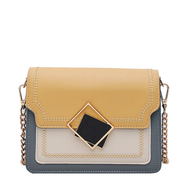 

Fashion ribbed chain small square bag female 2019 new personality lock buckle female bag tide wild shoulder bag