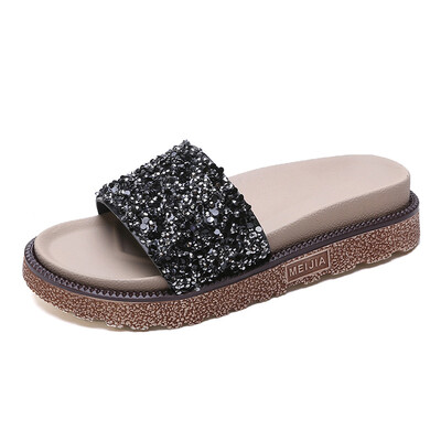 

Slipper womens summer fashion wear Korean version of rhinestone sequins drag sponge cake thick beach slippers