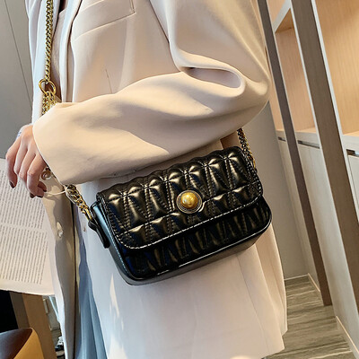 

Small fragrance texture bag female 2019 new Korean version of fashion wild high-end chain single shoulder slung small square bag