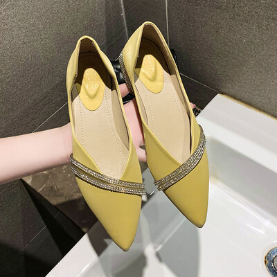 

Net red chic coarse documentary shoes female summer Korean version of Joker fashion pointed rhinestone shallow mouth fairy wind po