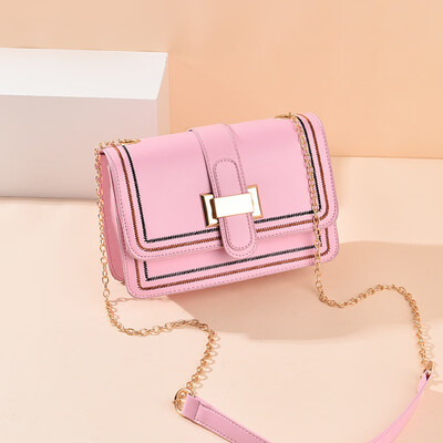 

2019 spring&summer new womens bag Korean version of the cool fashion small square bag trend shoulder shoulder bag cross-border