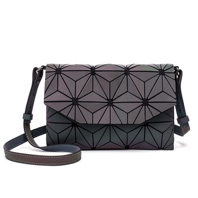 

LOVEVOOK crossbody bags for women 2019 fashion shoulder messenger bags female Envelope bag PU geometric bags luminous color