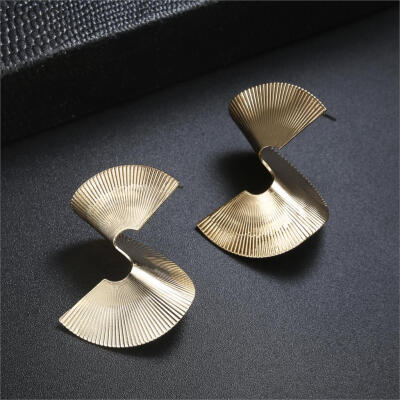 

New Punk Heavy Metal Dangle Drop Earring Gold Color Geometric Statement Earrings For Women Jewelry Female Accessories