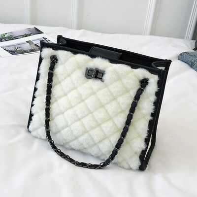

Ins super fire small bag 2019 autumn&winter new womens bag Korean version of the rhombic embroidery line fashion shoulder slung hairy bag
