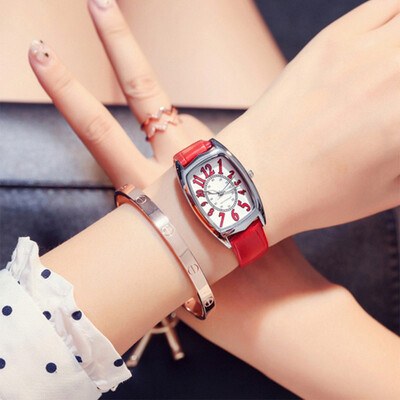 

Details Zhao Liying retro girl Xiaohong table ladies barrel shape simple small quartz watch