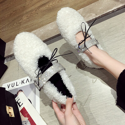 

Mingyuan Flat-soled Womens Shoes