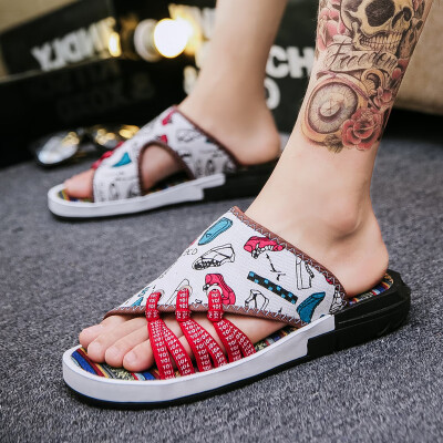 

Slippers mens summer fashion wear a word drag Korean version of 100 trendy personality anti-skid beach sandals