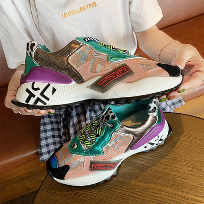 

Father shoes woman 2019 summer Korean version of student street shooting wisdom smoked shoes personality ins tide color thick sole