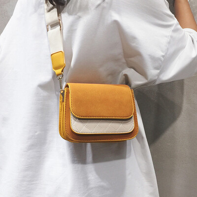 

French small bag female 2019 new wave summer fashion scrub wild wide shoulder strap shoulder slung small square bag