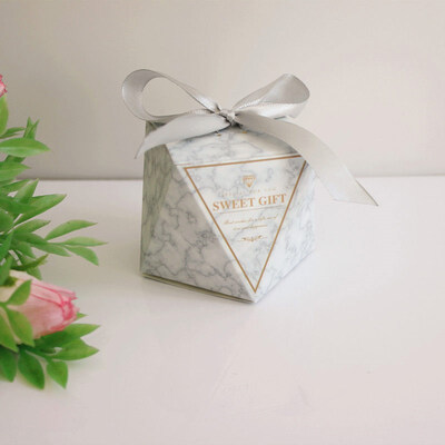 

FUNNYBUNNY Wedding Party Favor Boxes Flamingo Multidimensional Candy Gift Boxes Bonbonniere with Ribbon for Party Decorations