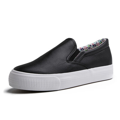 

In autumn 2019 the new Joker white canvas shoes with thick soles&womens shoes are Korean students black loafers