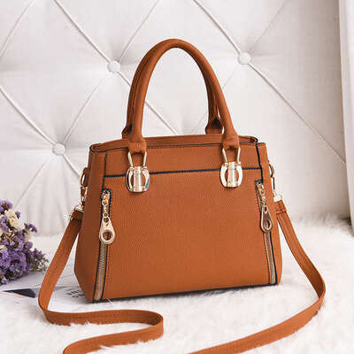 

Ladies bag 2019 spring&summer new womens bag simple fashion handbags Europe&the United States trend shoulder slung killer bag