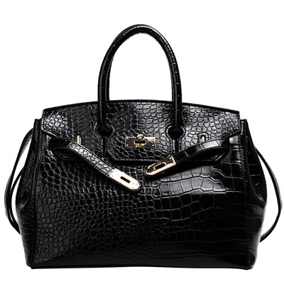

New small bag female 2019 new fashion handbag Korean version of the girl chain shoulder slung scarf small square bag