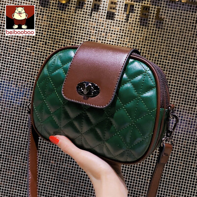 

On the new small bag girl 2019 new messenger bag fashion Joker student Lingge shoulder bag