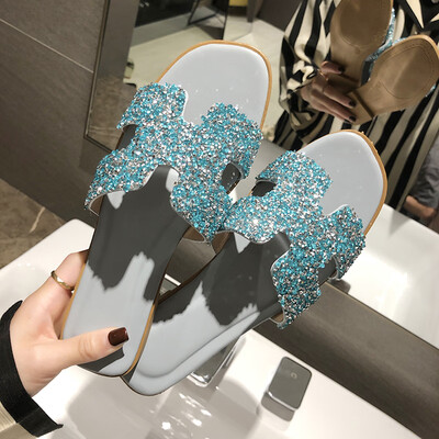 

Korean fashion h slippers in summer