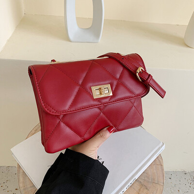

Korean version of small bags 2019 new Linger chain embroidered small square bag fashion slung a single shoulder bag