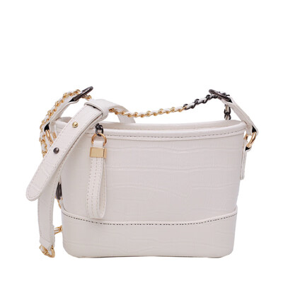 

Texture silk scarf small bag female 2019 new wave Korean version of the wild Messenger bag shoulder fashion handbag small square bag