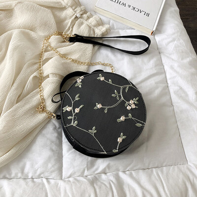 

2019 new wild portable small round bag female chic embroidered Sen fairy neon bag fashion chain shoulder bag