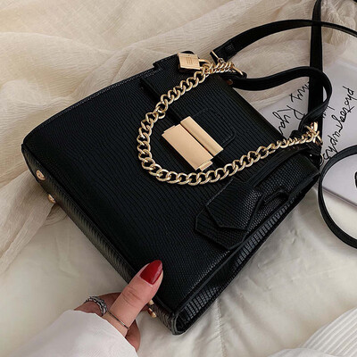 

Summer on the new texture of foreign gas 2019 new womens bag fashion shoulder chain high-capacity Tote bag