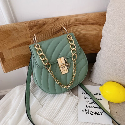 

New small fragrance bag female 2019 new wave Korean version of the wild single shoulder slung fashion casual rhombic chain bag