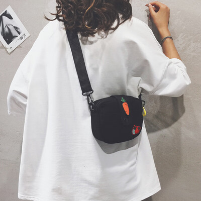 

Small bag female 2019 new ins Harajuku student shoulder Messenger bag tide wild small fresh girl canvas bag
