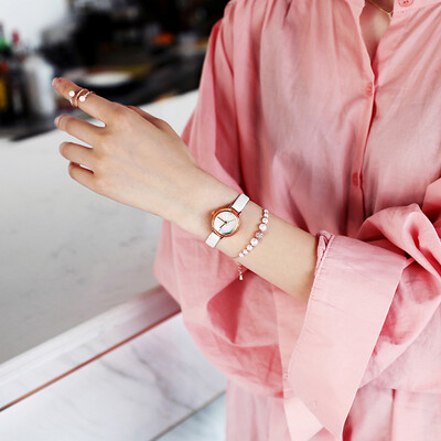 

Korea Joker Inssen Department of Literature&Art Retro chic Simple Belt Cold Wind Student Quartz Watch Female Student