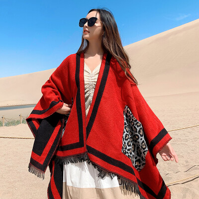 

Fallwinter ladies cape shawl retro national wind warm leopard print pocket woven cashmere split long shawl